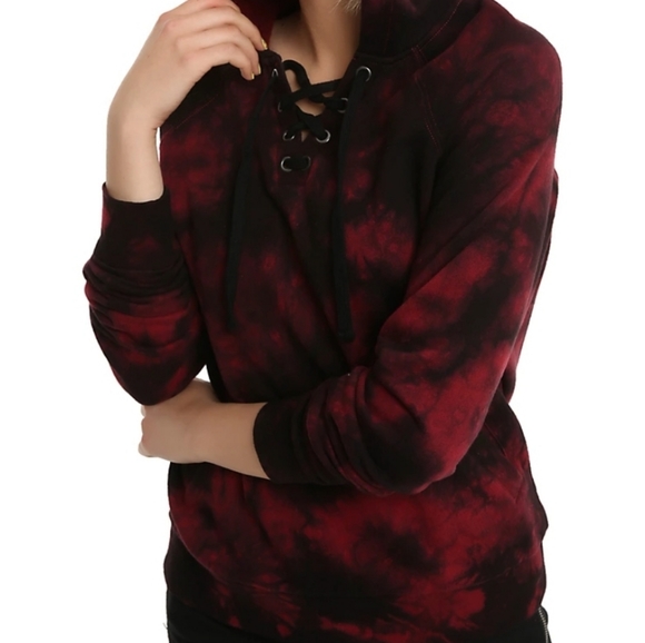 Hot Topic Tops - !!SOLD!! Hot Topic Red & Black Tie-Dye Lace-Up Hoodie 2x